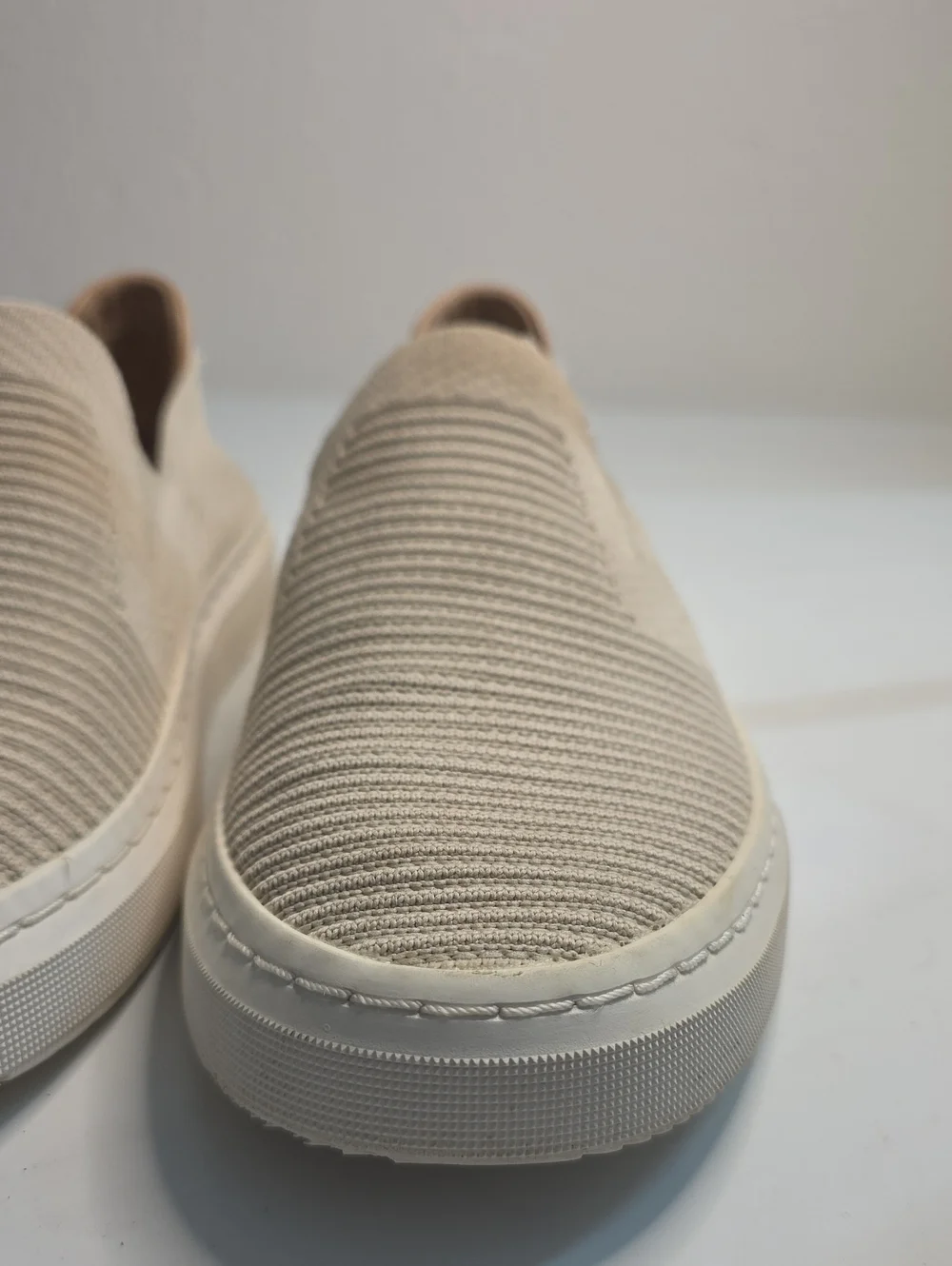 UGG ALAMEDA SAMMY IN SEA SALT KNIT-UPPER SLIP-ON LOAFERS LADIES 8.5 VGUC 1136841